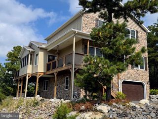 532 BUCK MOUNTAIN BLVD, Hazle Township, PA 18202