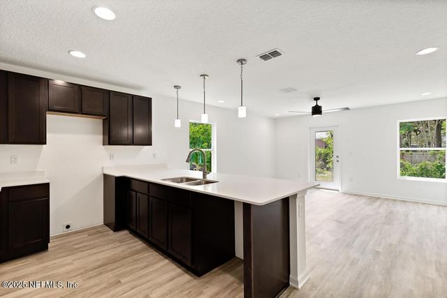 8942 5TH Avenue, Jacksonville, FL 32208