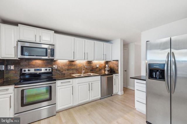 7021 BEDROCK RD, Alexandria, VA 22306