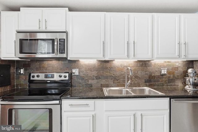 7021 BEDROCK RD, Alexandria, VA 22306