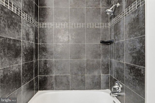 7021 BEDROCK RD, Alexandria, VA 22306