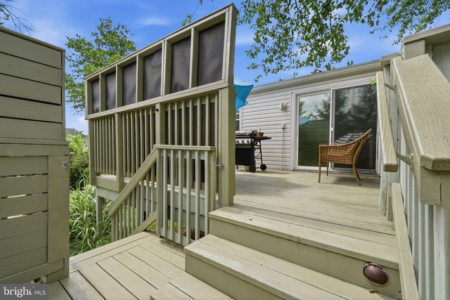 7021 BEDROCK RD, Alexandria, VA 22306