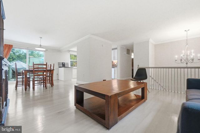 7021 BEDROCK RD, Alexandria, VA 22306