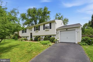 7021 BEDROCK RD, Alexandria, VA 22306