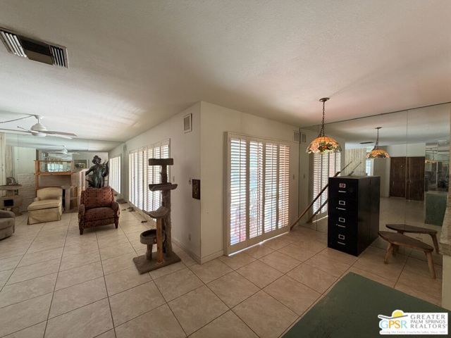 1163 N Calle Marcus, Palm Springs, CA 92262
