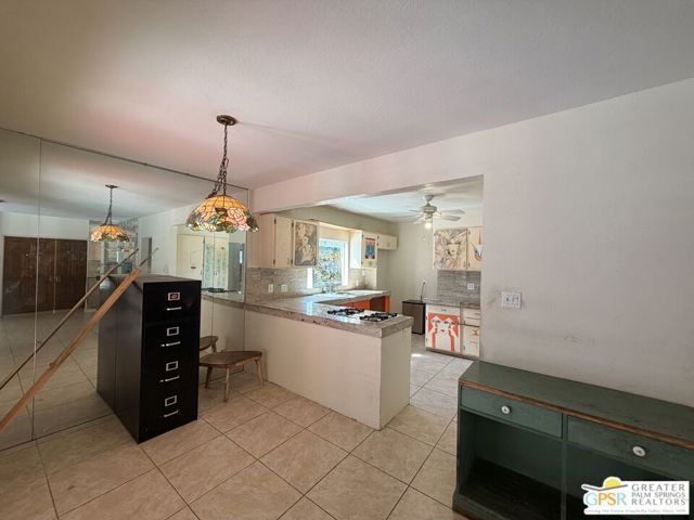 1163 N Calle Marcus, Palm Springs, CA 92262