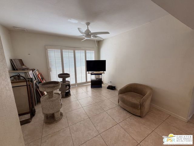 1163 N Calle Marcus, Palm Springs, CA 92262