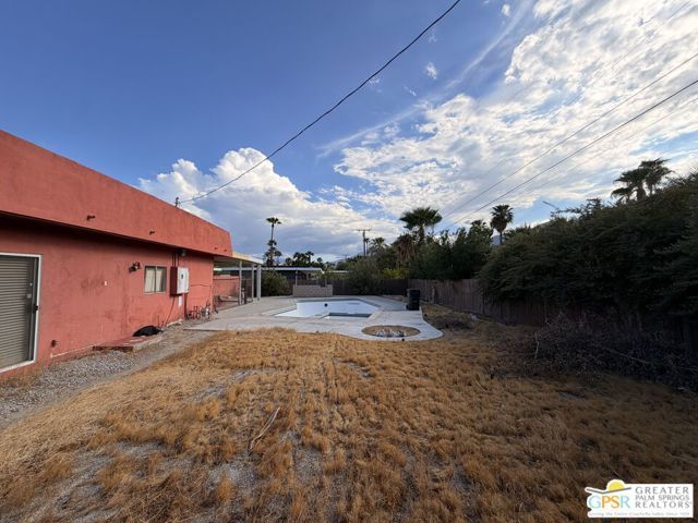1163 N Calle Marcus, Palm Springs, CA 92262