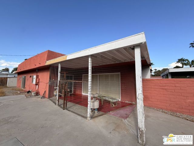 1163 N Calle Marcus, Palm Springs, CA 92262