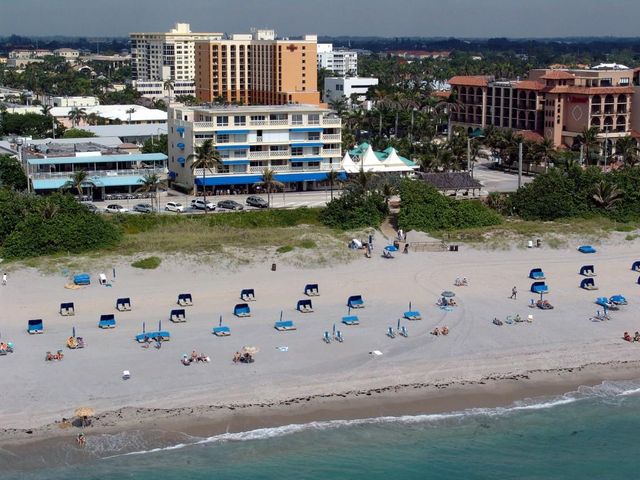 1000 S Crystal Way N, Delray Beach, FL 33444