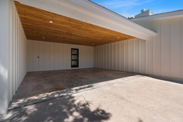 5706 Highland Hills CIR, Austin, TX 78731