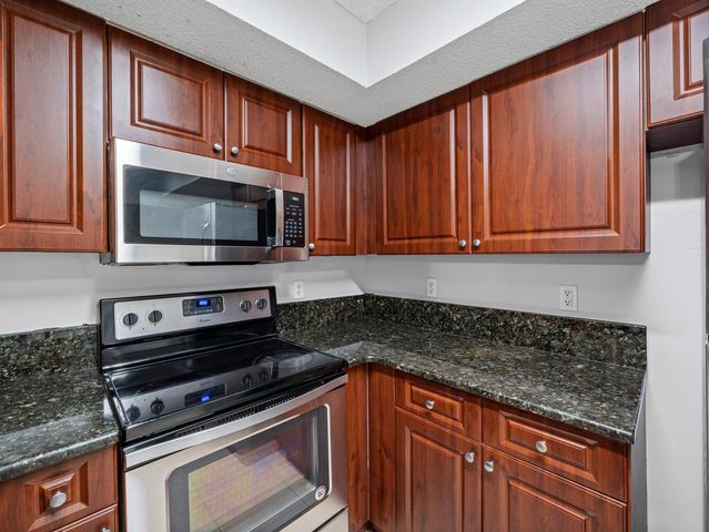 5560 NW 61st Street 707, Coconut Creek, FL 33073