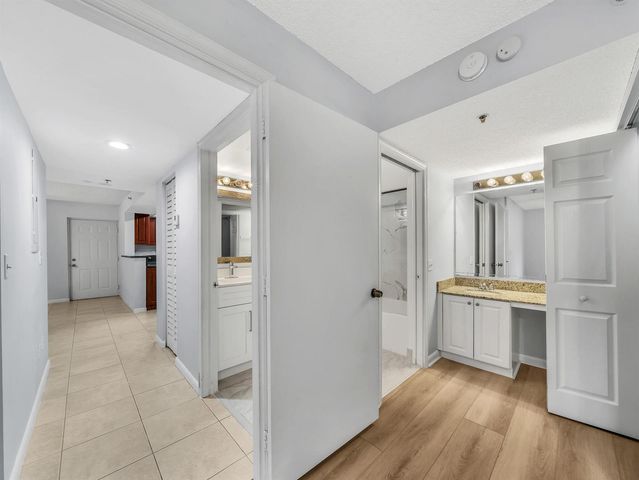 5560 NW 61st Street 707, Coconut Creek, FL 33073