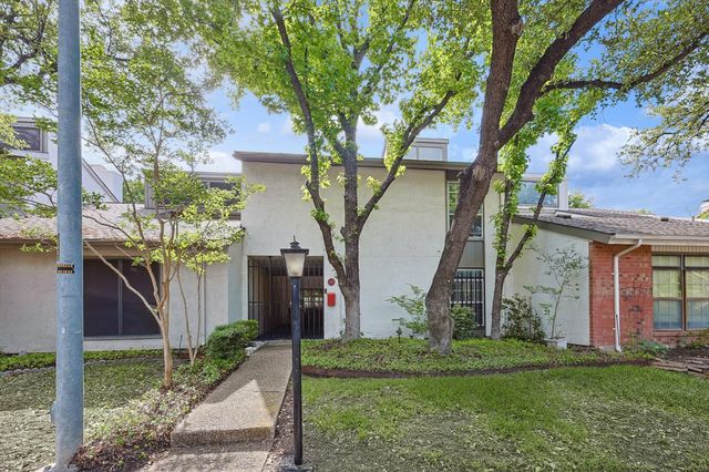 9801 Smokefeather Lane, Dallas, TX 75243