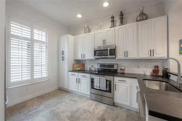 2210 SOHO BAY COURT, Tampa, FL 33606