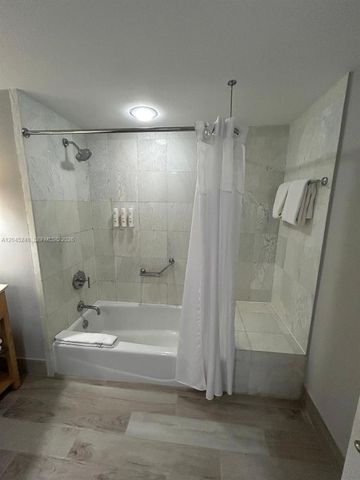 18683 Collins Avenue 1706, Sunny Isles Beach, FL 33160