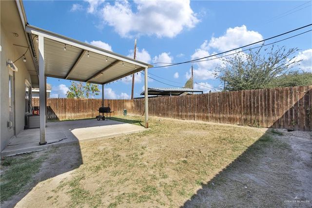 401 Templo Dorado Street, Mission, TX 78572