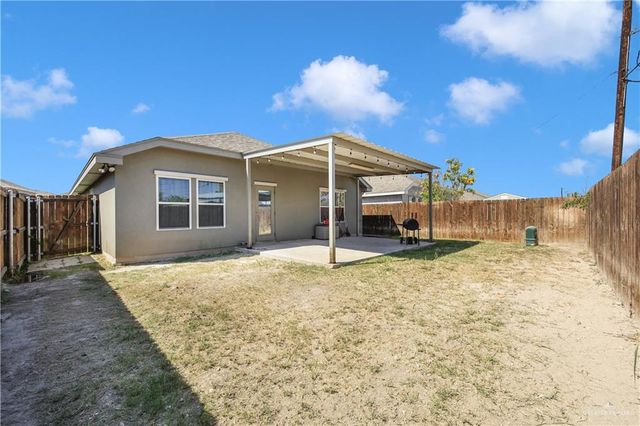 401 Templo Dorado Street, Mission, TX 78572