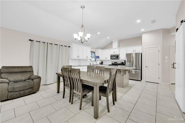 401 Templo Dorado Street, Mission, TX 78572