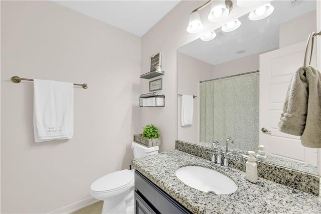 401 Templo Dorado Street, Mission, TX 78572