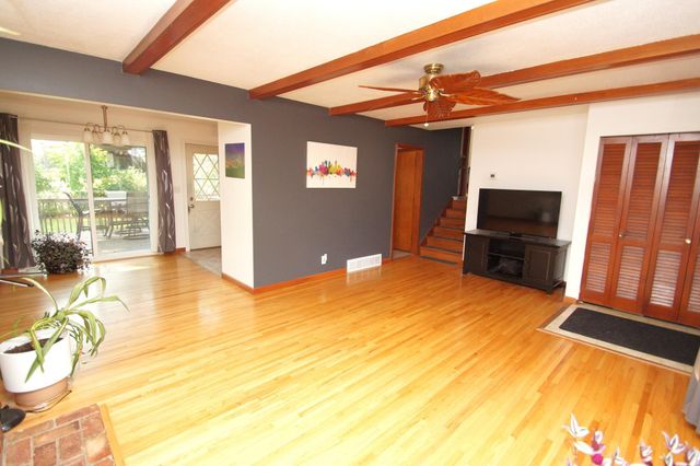 3701 Flag Avenue N, New Hope, MN 55427