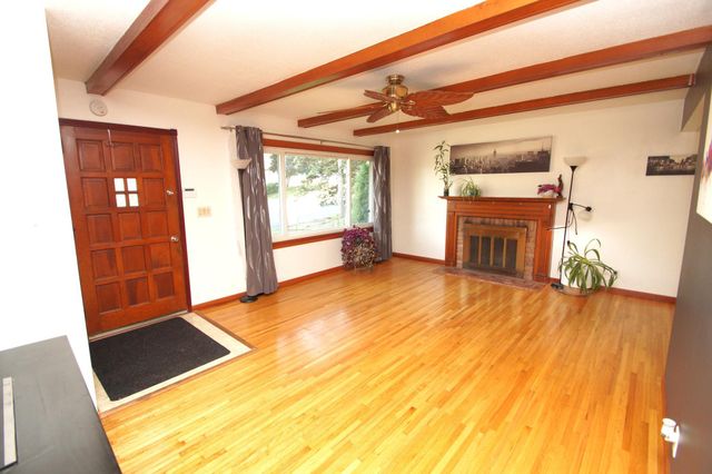 3701 Flag Avenue N, New Hope, MN 55427