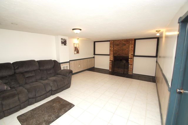 3701 Flag Avenue N, New Hope, MN 55427