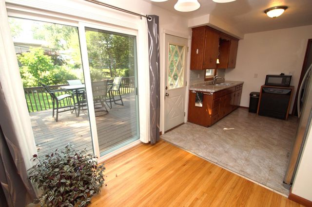 3701 Flag Avenue N, New Hope, MN 55427