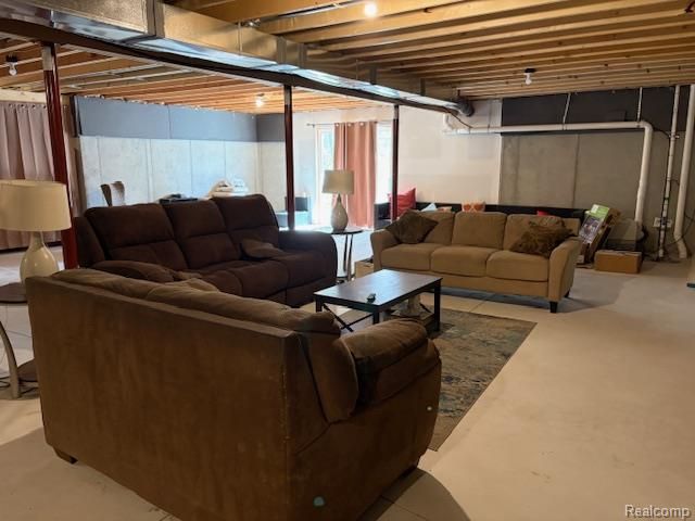 2909 Hideaway Beach Drive, Brighton Township, MI 48114