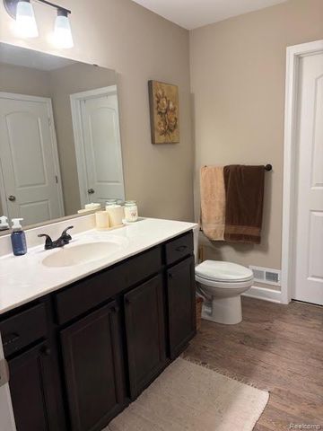 2909 Hideaway Beach Drive, Brighton Township, MI 48114