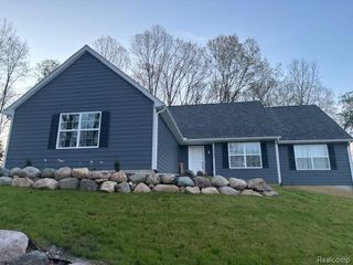 2909 Hideaway Beach Drive, Brighton Township, MI 48114