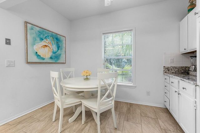 1260 PALMETTO Court 106, Vero Beach, FL 32963