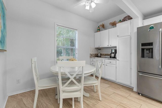 1260 PALMETTO Court 106, Vero Beach, FL 32963