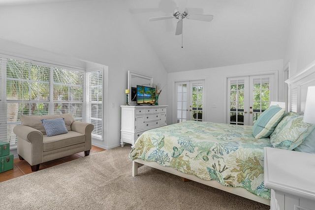 1260 PALMETTO Court 106, Vero Beach, FL 32963