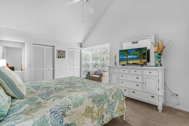 1260 PALMETTO Court 106, Vero Beach, FL 32963