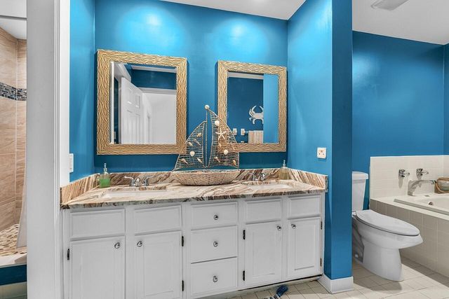 1260 PALMETTO Court 106, Vero Beach, FL 32963
