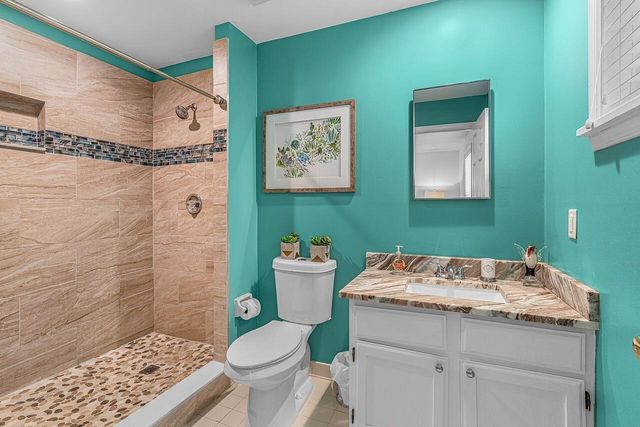 1260 PALMETTO Court 106, Vero Beach, FL 32963