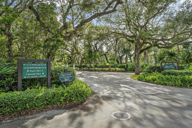 1260 PALMETTO Court 106, Vero Beach, FL 32963