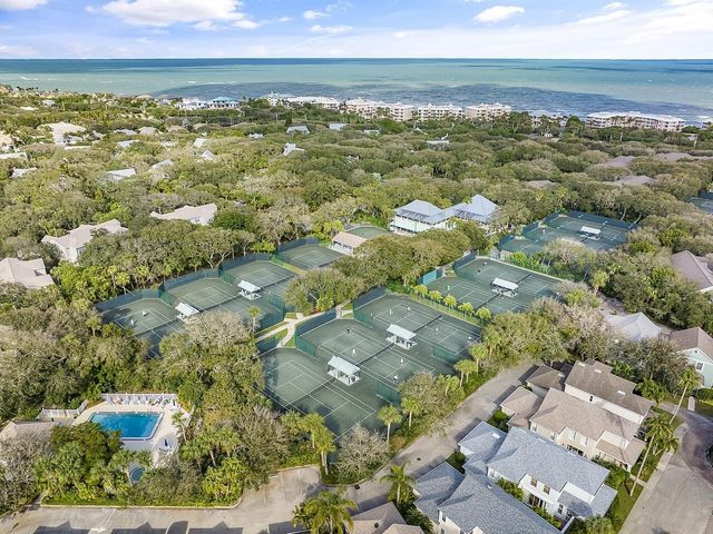 1260 PALMETTO Court 106, Vero Beach, FL 32963