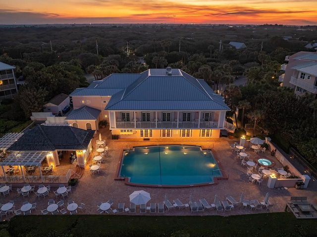 1260 PALMETTO Court 106, Vero Beach, FL 32963