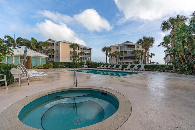 1260 PALMETTO Court 106, Vero Beach, FL 32963