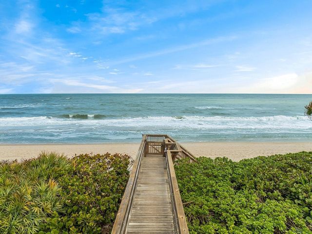 1260 PALMETTO Court 106, Vero Beach, FL 32963