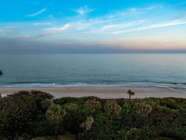 1260 PALMETTO Court 106, Vero Beach, FL 32963
