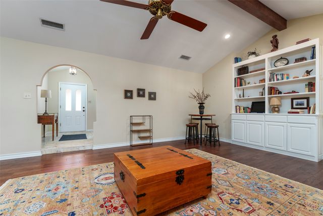 2405 Perryland Drive, Arlington, TX 76013