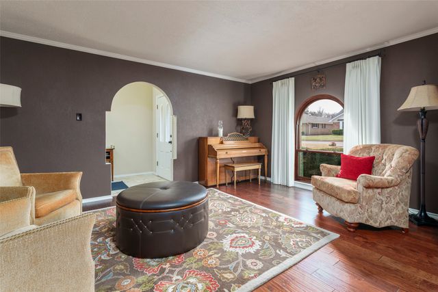 2405 Perryland Drive, Arlington, TX 76013