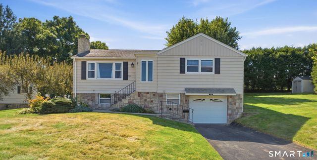 709 Bunker Hill Avenue, Waterbury, CT 06708