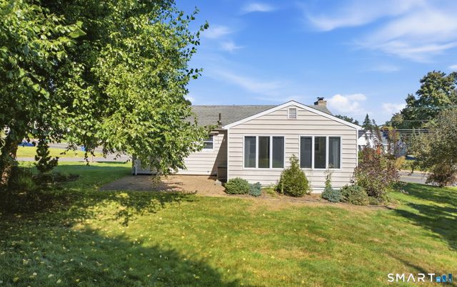 709 Bunker Hill Avenue, Waterbury, CT 06708