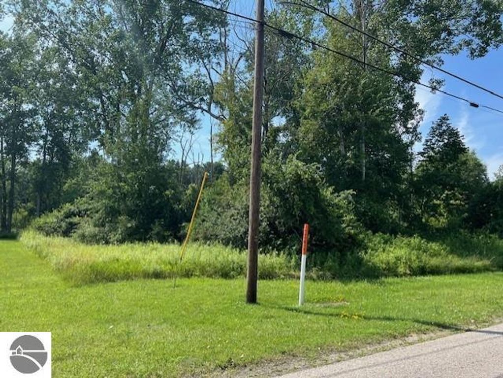 Image 8 of property listing at 00 Ninth Avenue, Tawas City, MI 48763