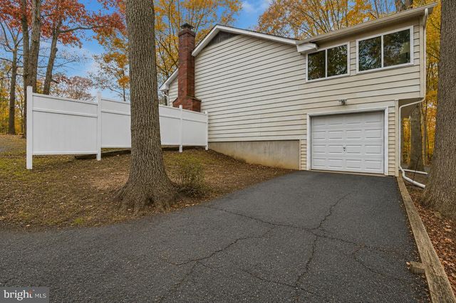 4104 GREEN SPRING ST, Waldorf, MD 20601