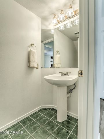 610 S ST PAUL --, Mesa, AZ 85206